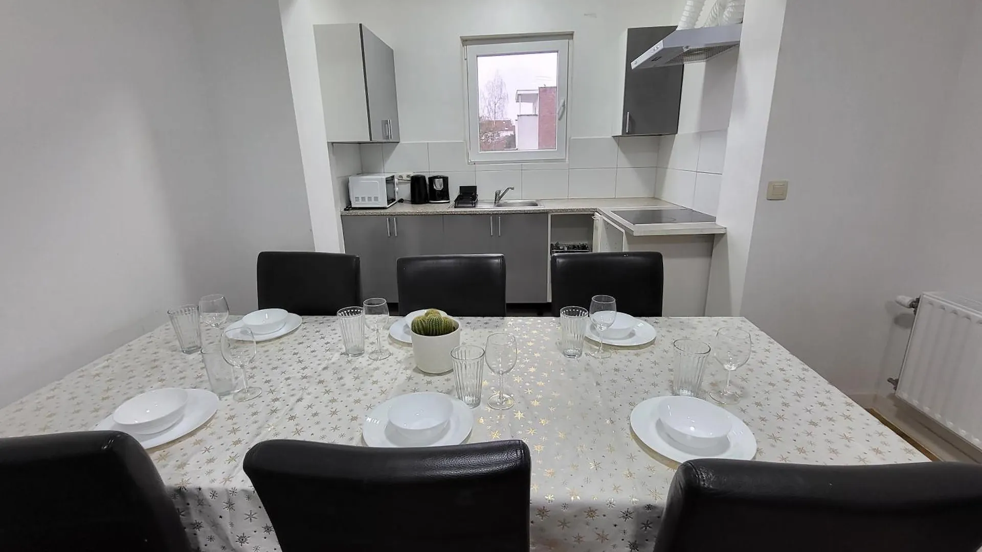 Guest house La Maison De Carlos Brussels